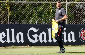 Fábio Carille treina a equipe para enfrentar o Santos, no campeonato paulista