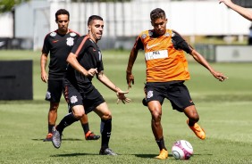 Jadson, Pedrinho e Gabriel treinam no CT