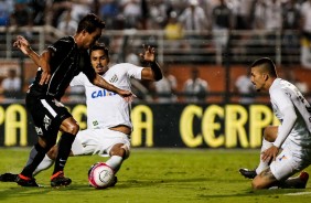 Jadson também demonstrou desgaste físico no segundo tempo contra o Santos