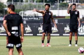 Kazim e Pedro Henrique no ltimo treino antes de enfrentar o Santos, pelo campeonato paulista