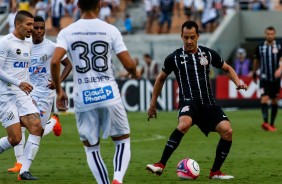 Rodriguinho na partida contra o Santos, pelo campeonato paulista