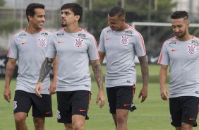 Jadson, Fagner, Sidcley e Clayson no treinamento desta tarde no CT