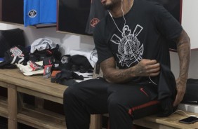 Kazim no vestiário antes do jogo contra o Botafogo-SP