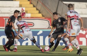 Mantuan em ação contra o Botafogo-SP