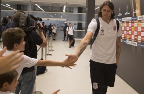 Cássio na chegada para o duelo contra Deportivo Lara