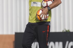 Fábio Carille no treino desta terça