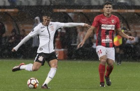 Mateus Vital em ação contra o Deportivo Lara