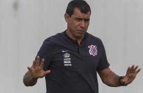 Fábio Carille comandou a atividade preparatória para encarar o Bragantino pelo Paulistão