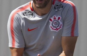 Henrique treina no CT de olho no Bragantino, pelas quartas do Paulistão