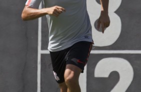 Marquinhos Gabriel deixou a atividade antes do término e deu algumas voltas no campo