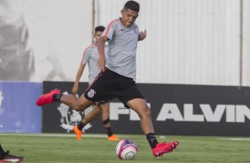 Matheus Matias vive a expectativa de estrear com a camisa do Timão e treina duro para chegar ao peso