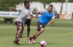 Paulo Roberto e Ralf no treino desta sexta-feira no CT Joaquim Grava