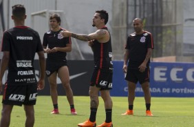 Romero, Fagner e Sheik durante o ltimo treino antes do jogo contra o Bragantino