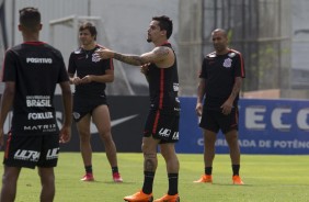 Romero, Fagner e Sheik durante o último treino antes do jogo contra o Bragantino