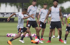 Jogadores treinam para o segundo jogo contra o Bragantino