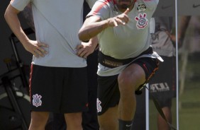 Júnior Dutra durante o primeiro treino após a amarga derrota para o Bragantino