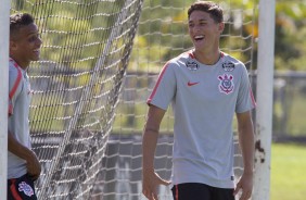 Pedrinho e Mateus Vital no treino desta segunda no CT