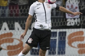 O zagueiro Balbuena durante jogo contra o Bragantino, na Arena Corinthians