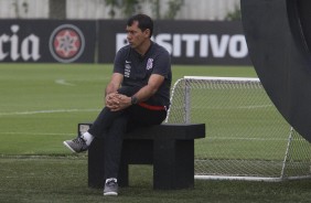 Fbio Carille durante o treino de hoje no Parque Ecolgico; Foco  o Palmeiras