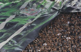 A torcida fez linda festa na Arena Corinthians durante jogo contra o Palmeiras