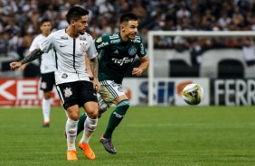 Fagner durante o primeiro jogo da final contra o Palmeiras, na Arena Corinthians