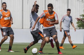 Jogadores treinando no CT durante a ltima atividade antes do duelo contra o Palmerias