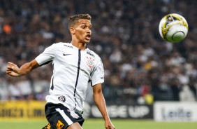 Pedrinho entrou durante o segundo tempo e teve boa atuao contra o Palmeiras, na Arena Corinthians