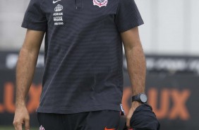 Fábio Carille comandou o primeiro treino após polêmica derrota para o Palmeiras