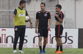 Cuca, Rodriguinho e Fager no treino de hoje no CT