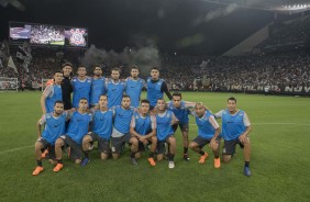 Equipe posa para foto na Arena