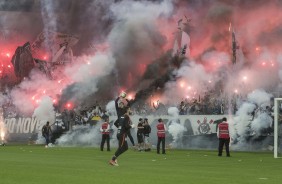 Torcida faz festa no treino desta sexta na Arena