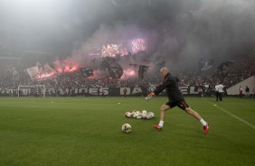 Torcida faz festa no treino desta sexta na Arena