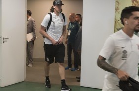 Cássio chega ao vestiário antes de enfrentar o Palmeiras