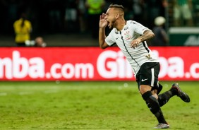 Maycon em ao na tarde deste domingo pela final do campeonato paulista