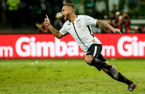 Maycon em ao na tarde deste domingo pela final do campeonato paulista