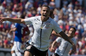 Sidcley marcou um dos gols do Corinthians neste domingo