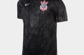 Camisa preta, disponvel no ShopTimo