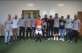 Jogadores no vestiário antes da partida contra o Atlético-MG
