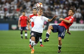 Pedrinho entrou no segundo tempo contra o Independiente, na Arena Corinthians