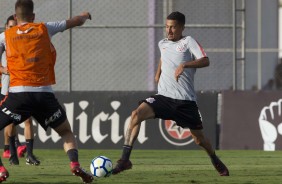 Léo Príncipe no primeiro dia de treino após frustrante derrota para o Independiente, da Argentina
