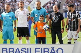 Ao com crianas refugiadas leva at o ex-BBB Kaysar a Arena