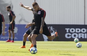 Maycon tambm est entre os titulares que vo encara o Cear, na Arena Corinthians