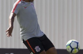 O atacante Sheik durante treino de reapresentação do elenco no CT Joaquim Grava