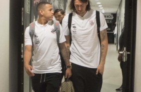 Sidcley e Cássio chegam à Arena Corinthians para jogo contra o Ceará