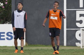 Gabriel e Pedrinho eram s sorrisos durante as atividades desta tarde no CT