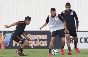 Jadson, Matheus Matias e Thiaguinho no treinamento de hoje no CT