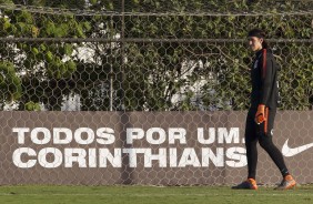 O goleiro Cássio durante o treinamento desta quarta-feira no CT Joaquim Grava