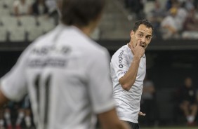 Rodriguinho durante jogo contra o Vitria, na Arena Corinthians, pela Copa do Brasil