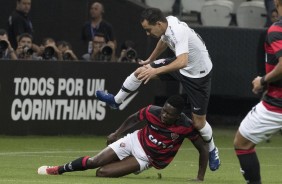 Rodriguinho tambm sofreu bastantes entradas contra o Vitria, pela Copa do Brasil, na Arena