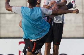 O treino de campo contou apenas com jogadores reservas